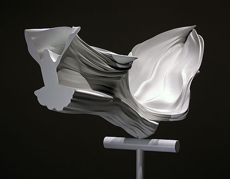 Geoffrey Mann sculpture atterrissage