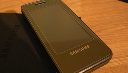 Samsung F490 Player