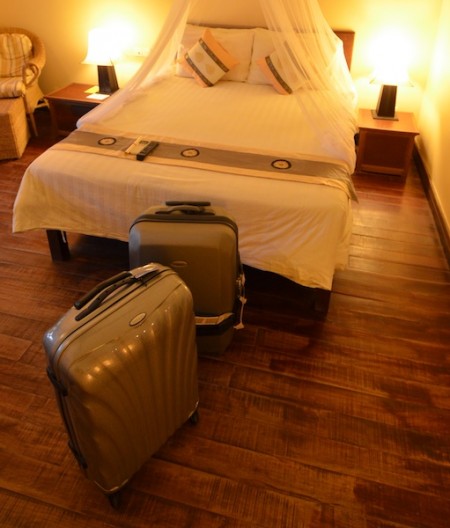 Test valise Samsonite Cosmolite