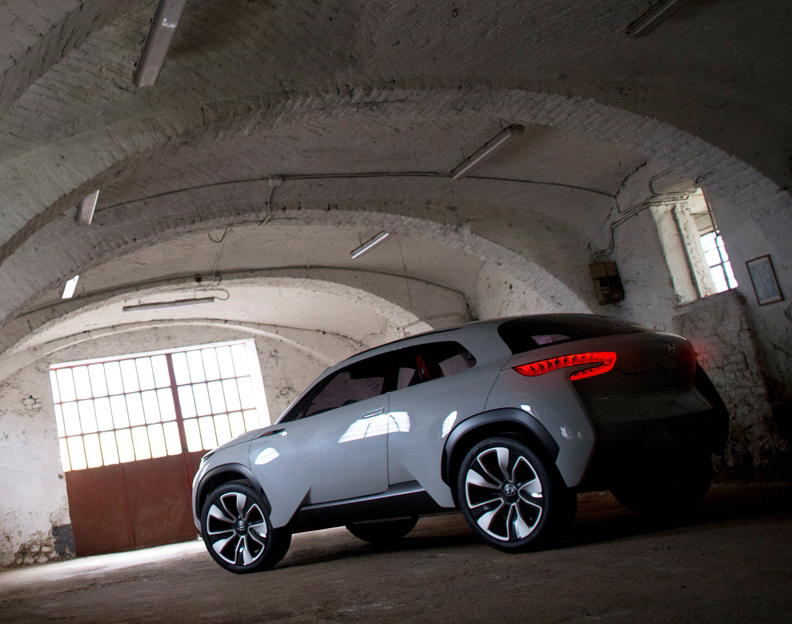 Hyundai Intrado concept geneve 2014