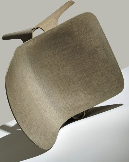 flax-chair-furniture-design-christien-meindertsma-bio-plastic-fiber-enkev-dutch-design-week-2016_2364_col_1