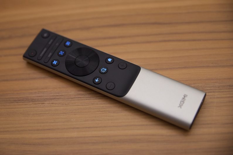 Xgimi Titan Noir Max télécommande test essai review
